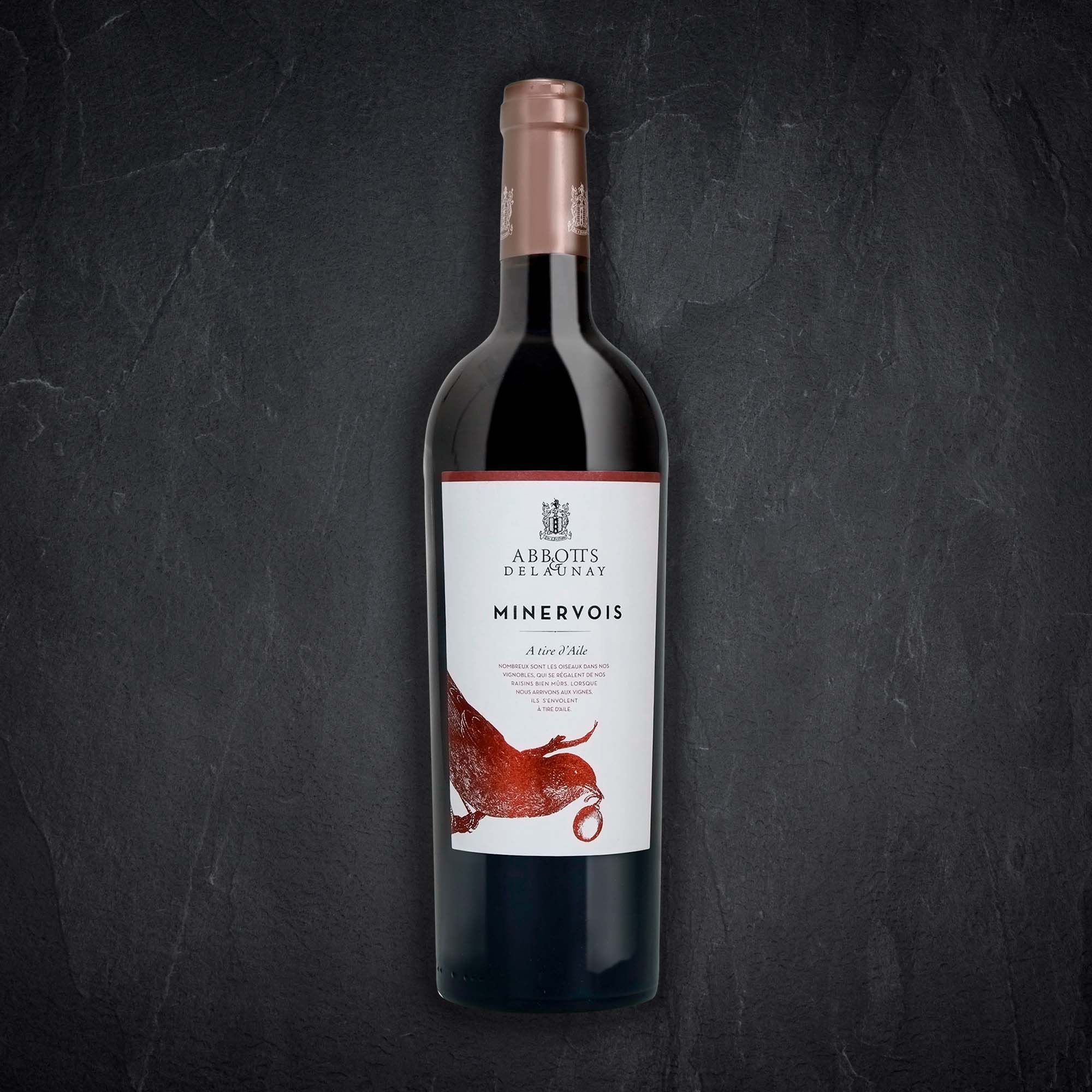 Flasche mit Alkoholischem Getränk Produktbild: Flasche mit Alkoholischem Getränk
